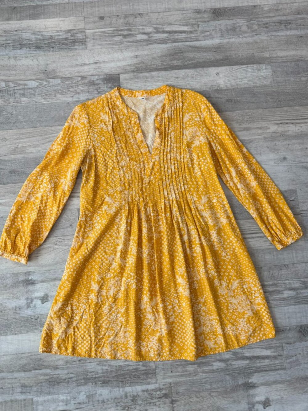 Old Navy yellow floral pleated tunic dress long sleeve lightweight medium A49